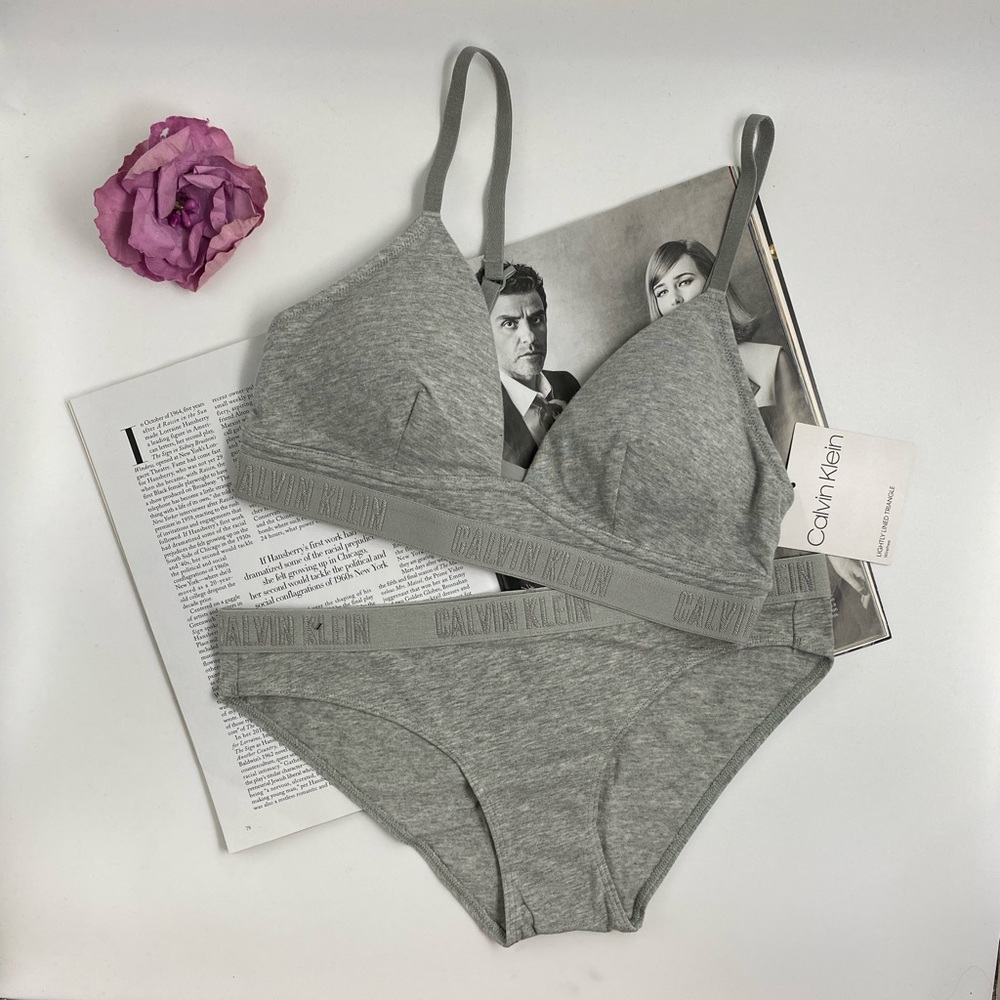 NEW Calvin Klein Lightly lines monochrome Bralette Bikini set